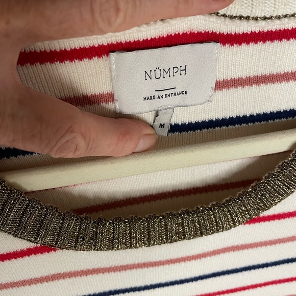 Gorgeous Anthropologie fisherman striped sweater size medium - Picture 2 of 9